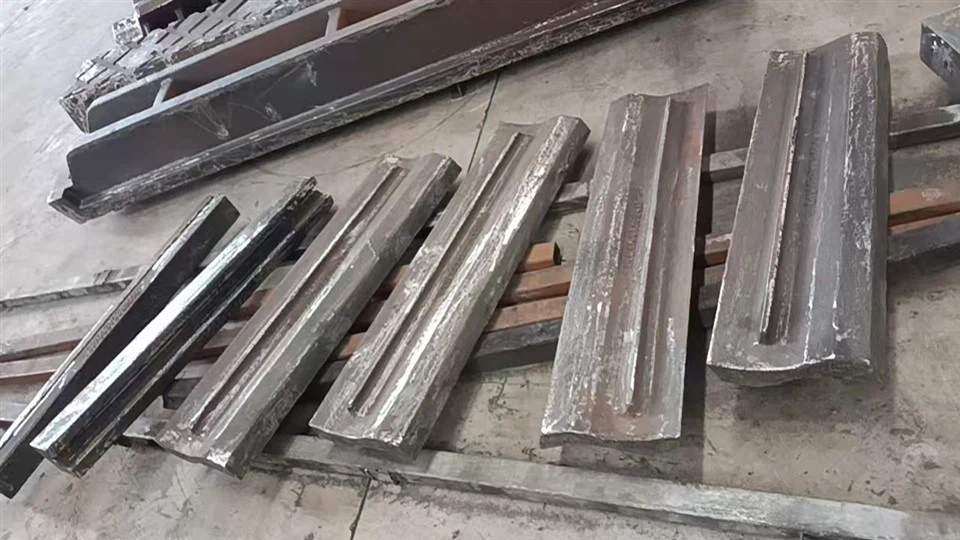 VSI Crusher Blow Bar | High Chromium Wear Parts For Sand Making Machine